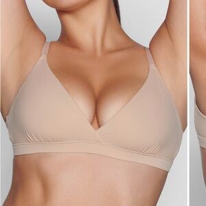 SKIMS Seamless Tan Bralette